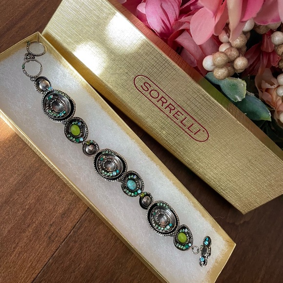 Artistic Sorrelli Vintage Handcrafted Bracelet - Picture 17 of 17